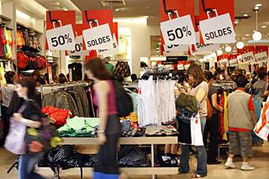 服裝服飾零售行業數字化轉型加速，智能化與可持續發展成新趨勢